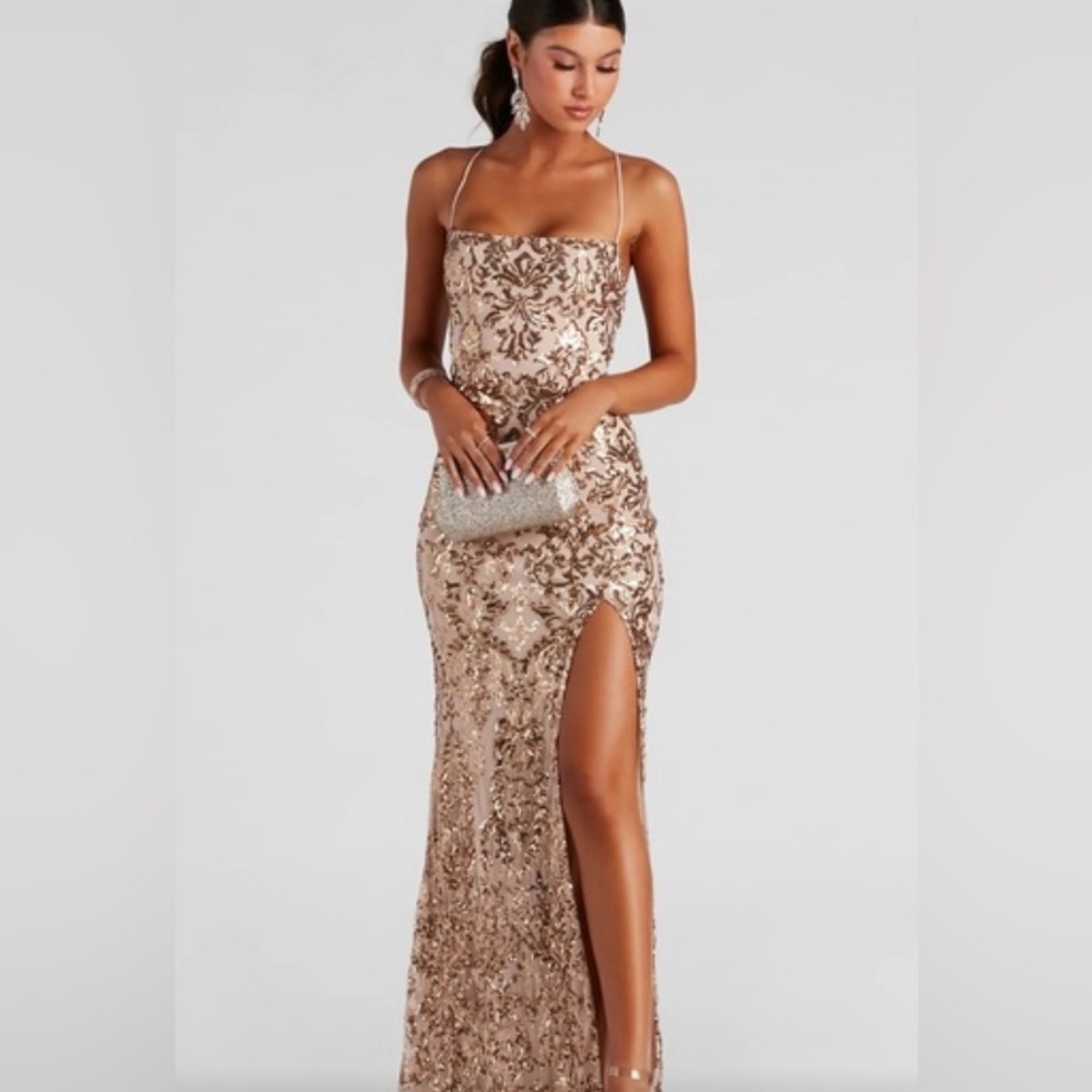 Gold Prom dress - Picture 3 of 3